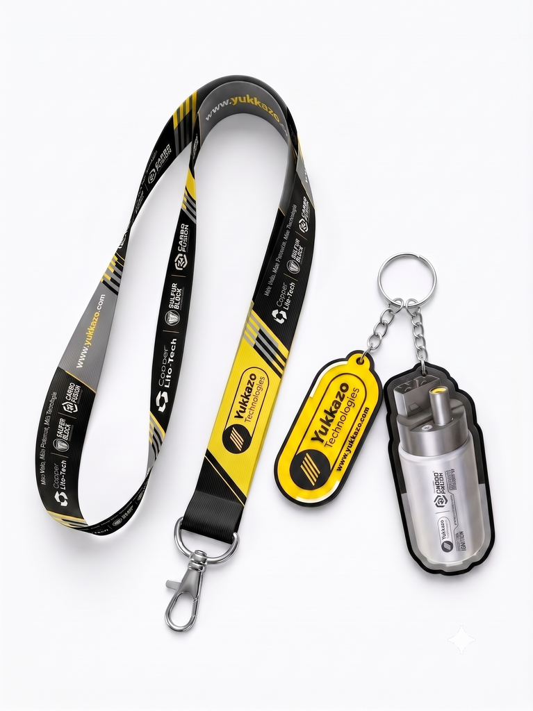 KIT PGE LANYARD YUKKAZO TECHNOLOGIES + LLAVERO 3D ACRILICO CARBO FUSION